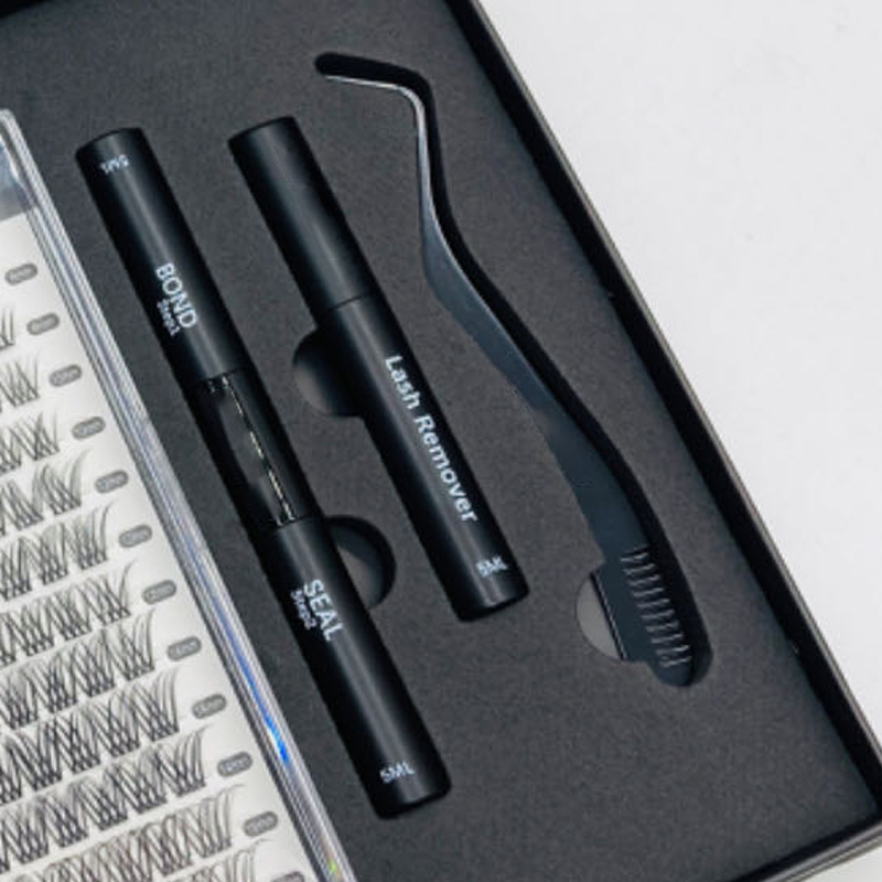 eyelash applicator