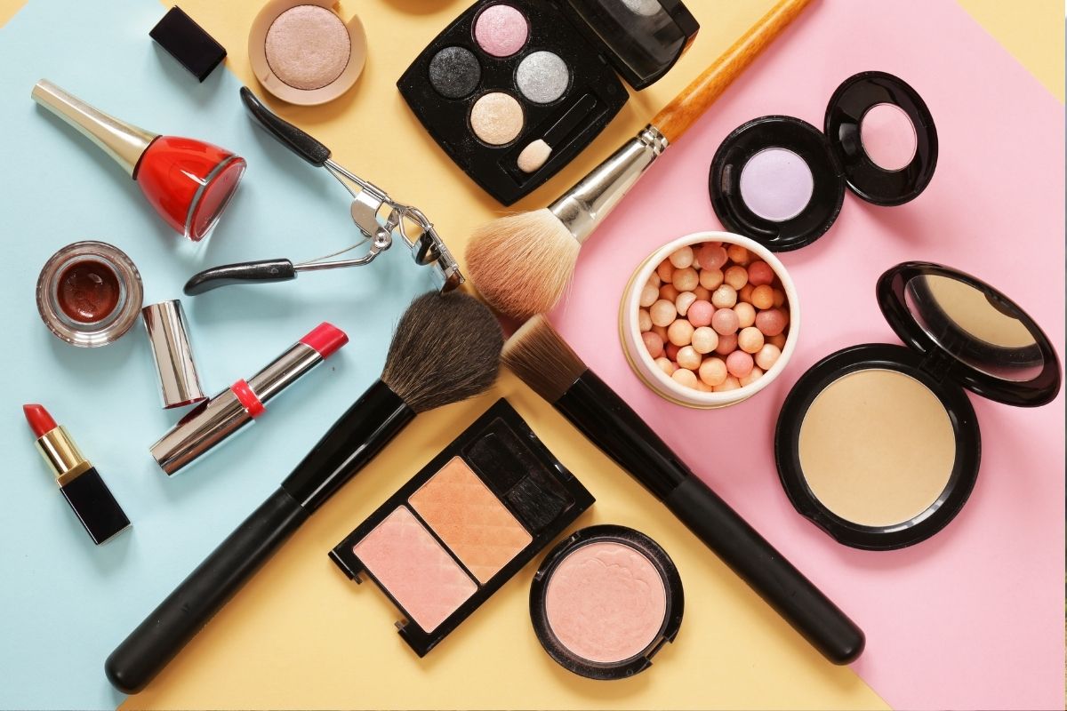 Top 5 Travel-Friendly Makeup Products for Professional Women
